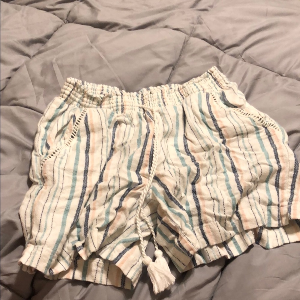 Linen shorts